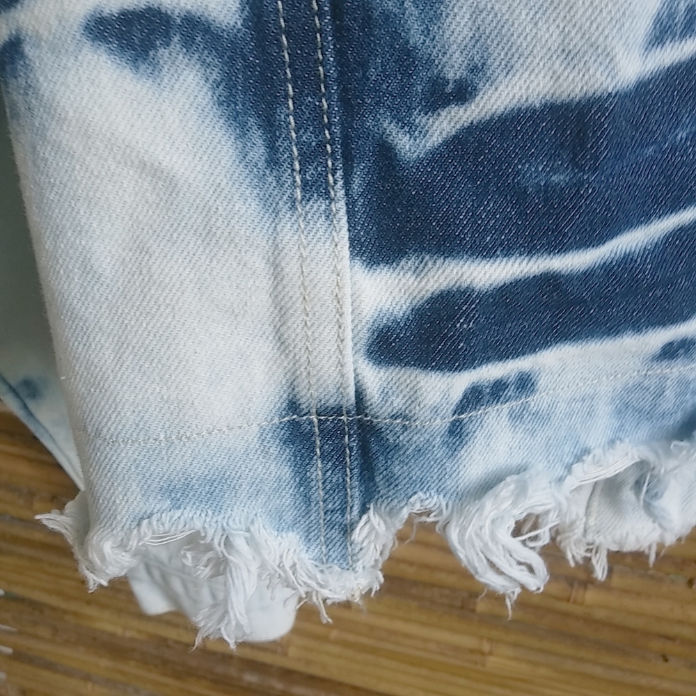 Vigoss L Y2K Blue Distressed Denim Jeans Crop Jacket - Picture 2 of 10